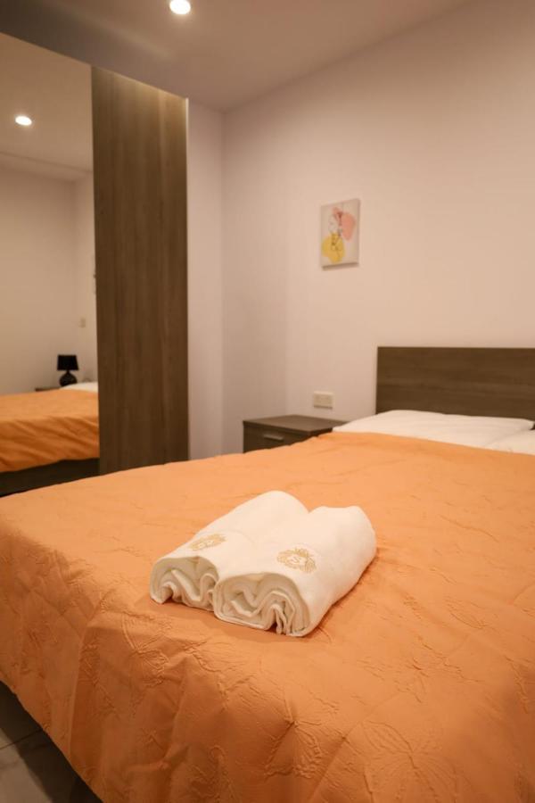 Spacious Deluxe Seaside Escape St. Paul's Bay Esterno foto
